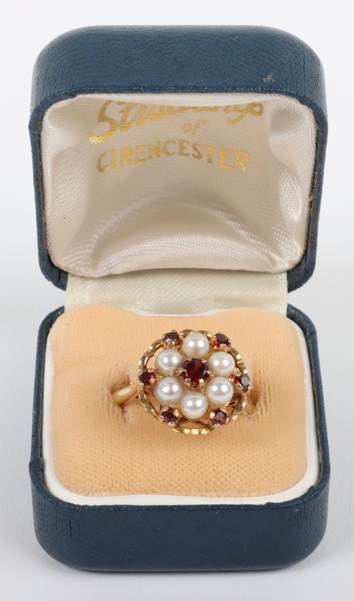 A 9ct gold, pearl and garnet cluster ring - Image 2 of 7