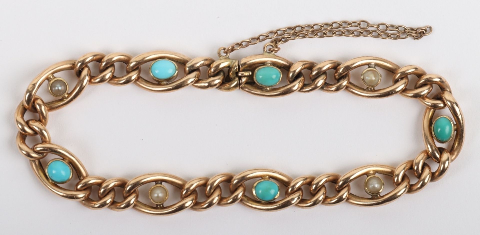 A 15ct turquoise and pearl bracelet - Image 3 of 5