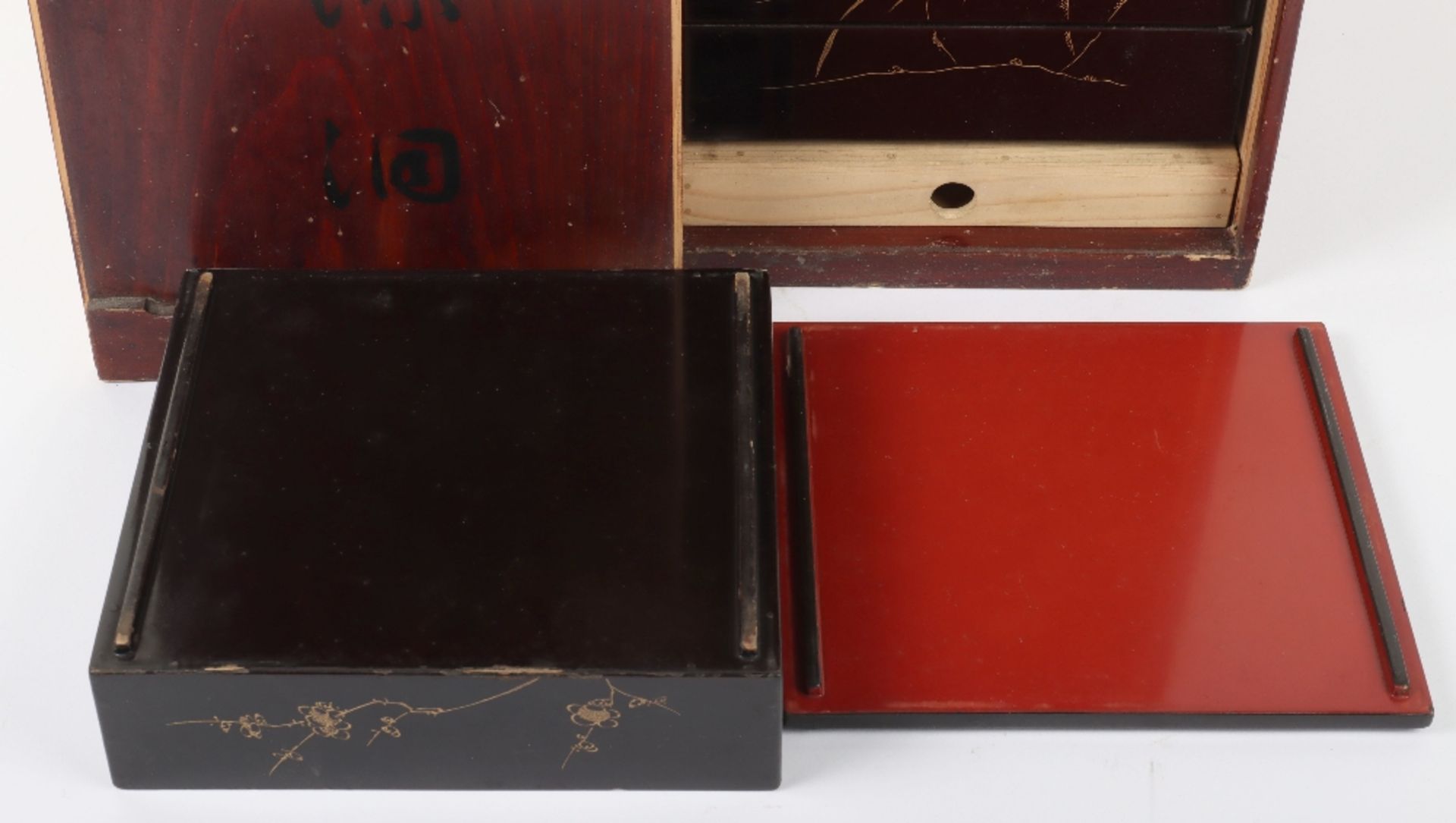 A Japanese Kodansu lacquer cabinet - Image 5 of 7