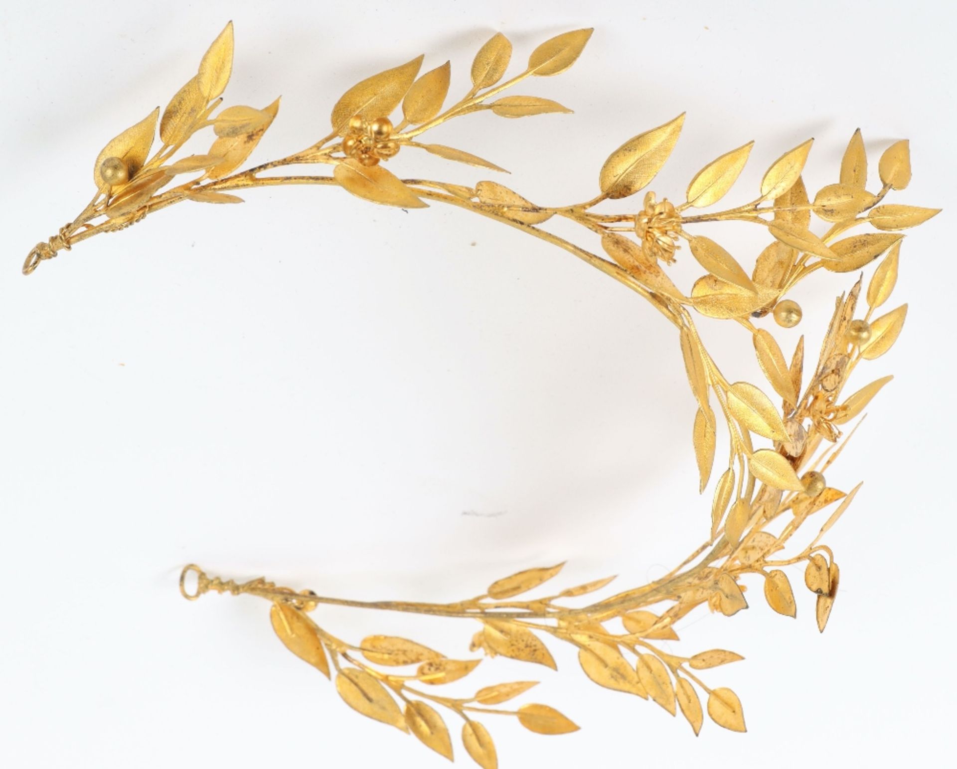 A rare mid 19th century gilt tiara and brooch, possibly English - Image 5 of 10