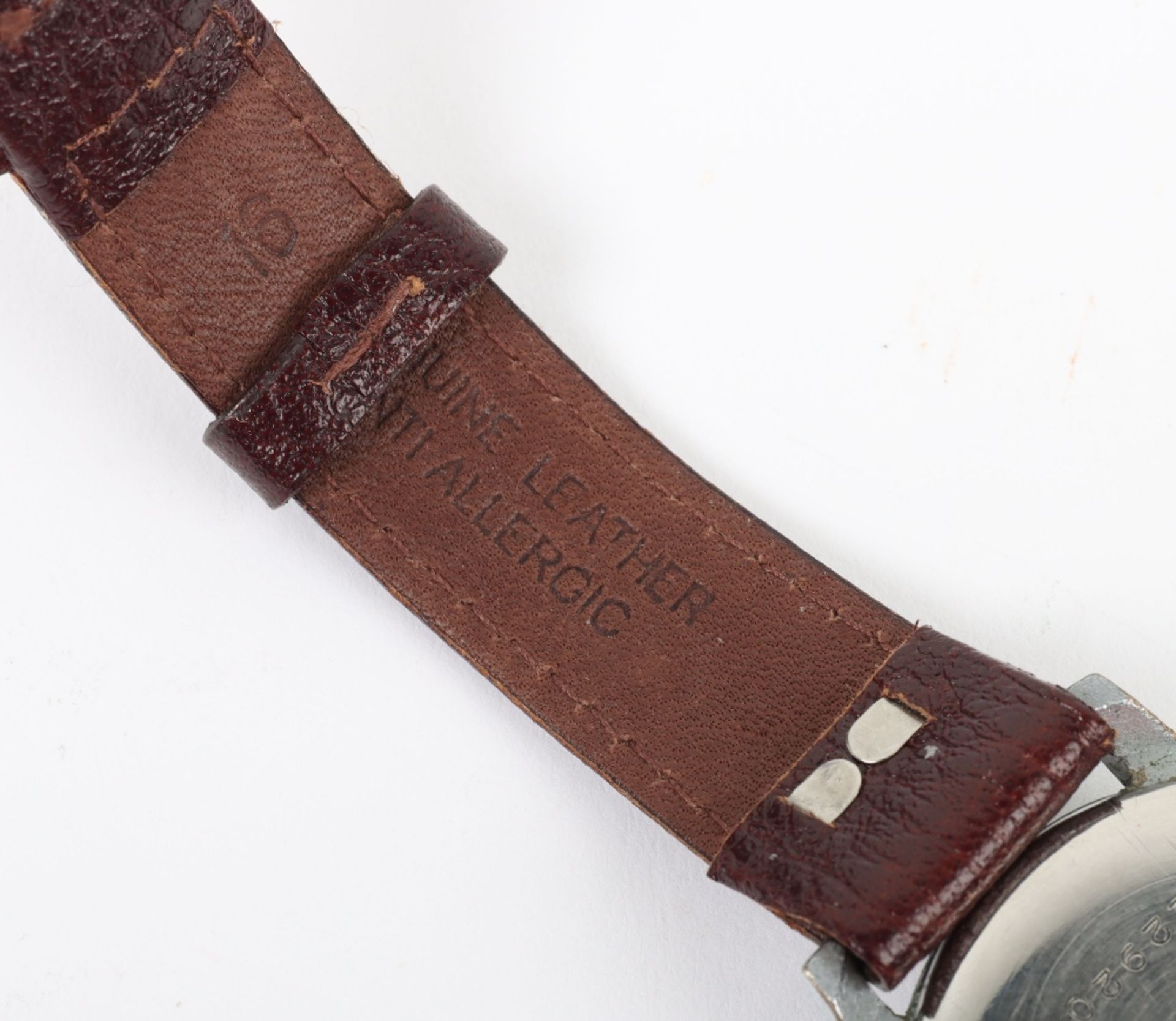 A Kriegsmarine K.M. Siegerin wristwatch - Image 5 of 5