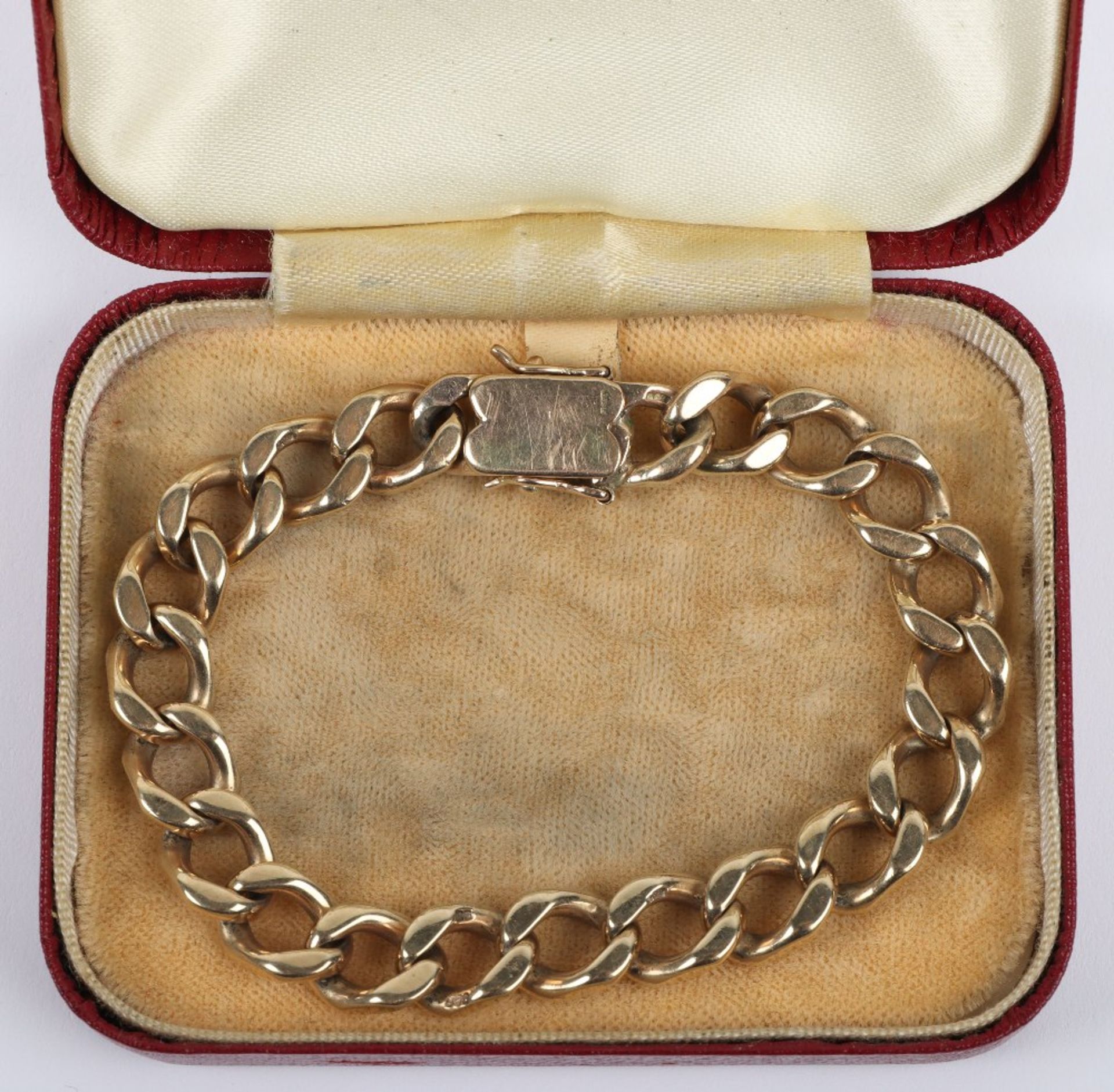 A 9ct gold link bracelet, - Image 2 of 4