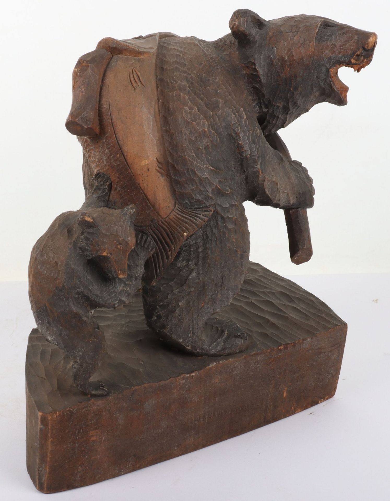 A Japanese wood carved bear and cub - Image 7 of 9