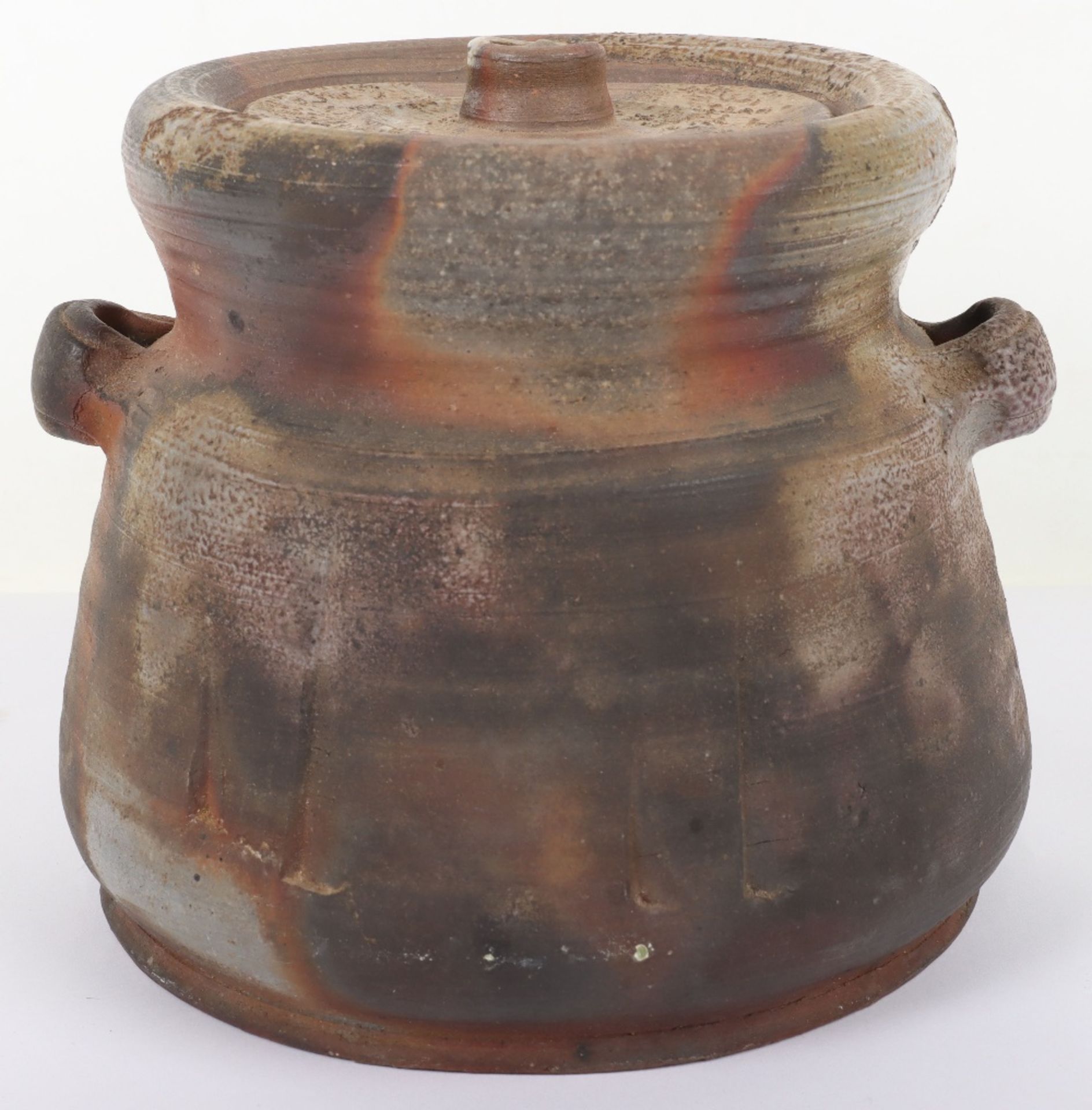 A Japanese 20th century studio ware pot and cover, bizen ware, signed to base - Image 6 of 11