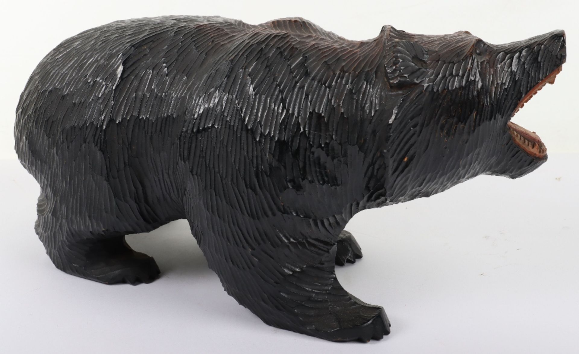 A Japanese wood carved bear - Image 4 of 6