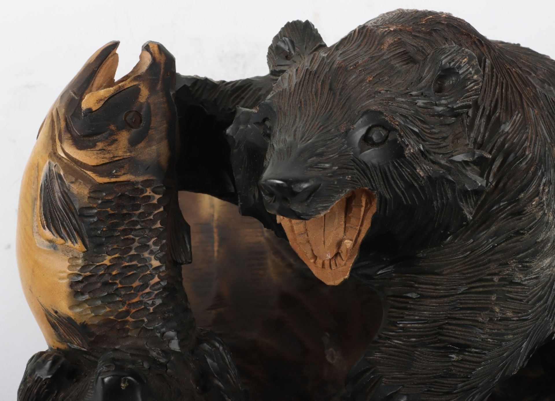 A Japanese carved wood group of bear and cub with salmon - Image 3 of 8