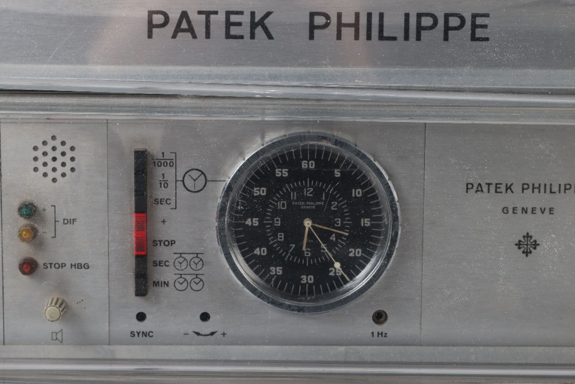 Patek Philippe Electronic Programmable Master Clock System - Image 8 of 10