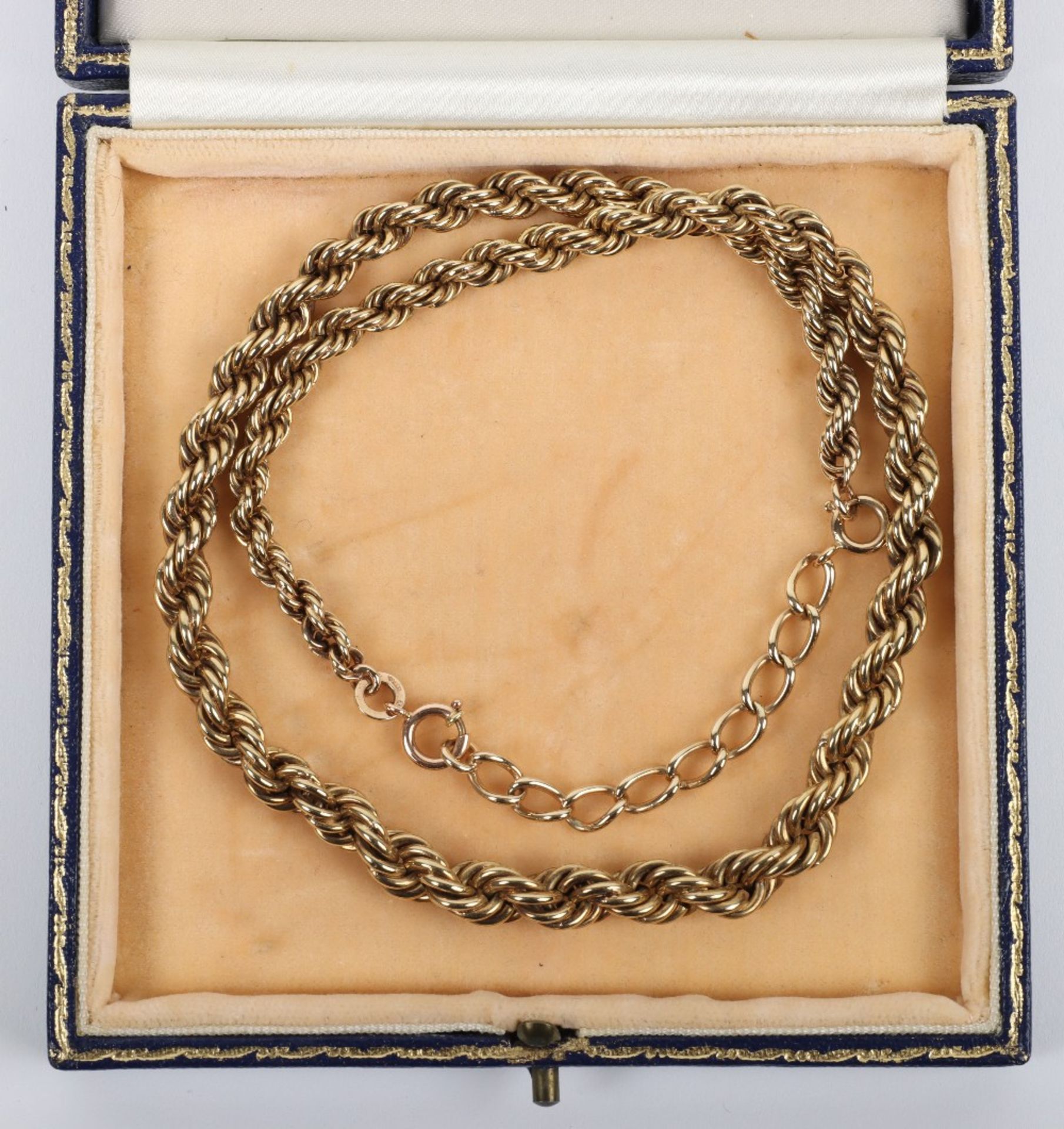 A 9ct gold graduating rope twist necklace chain - Image 2 of 4