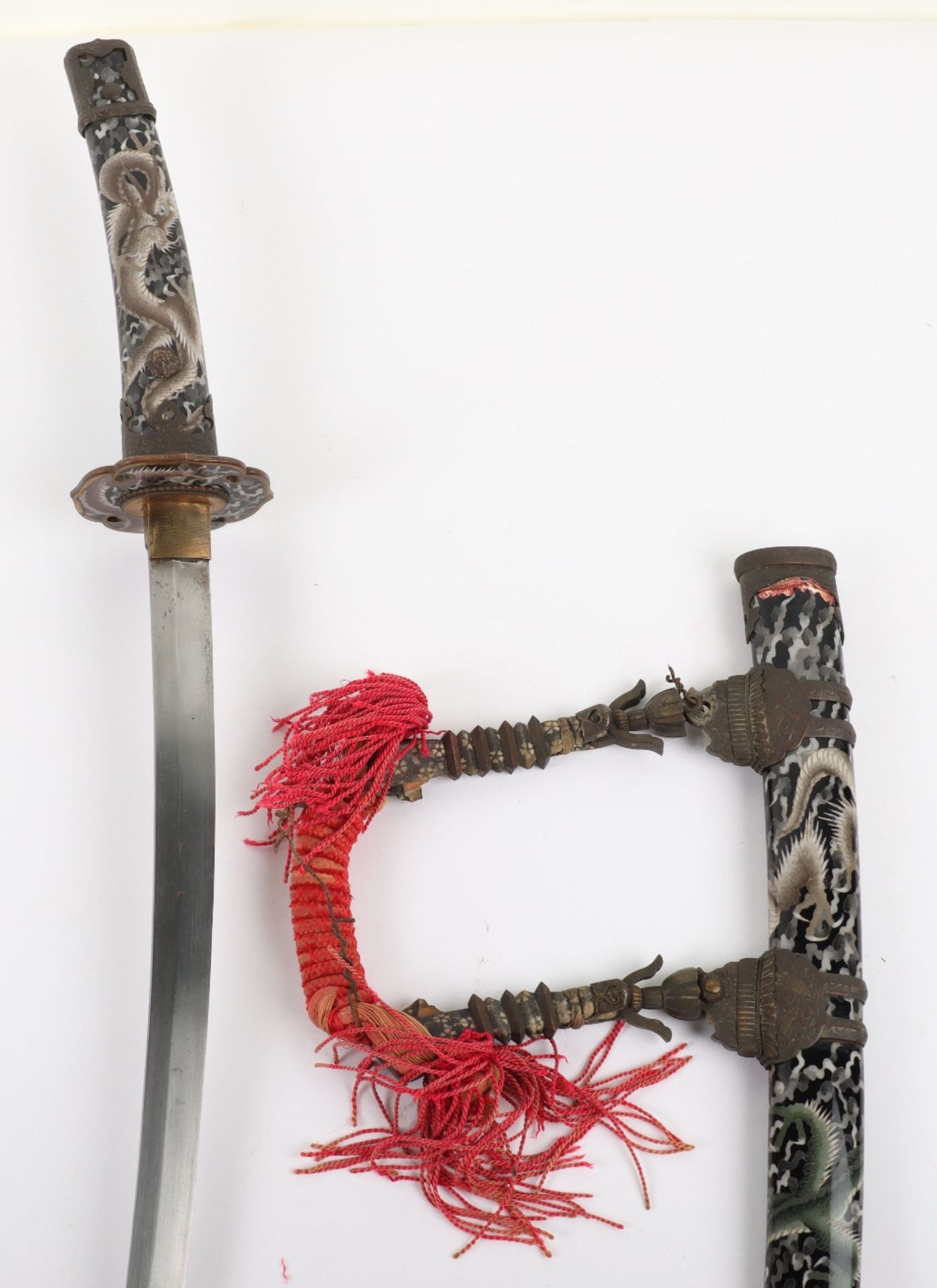 Attractive Japanese Enamel Decorated Sword in Tach Mounts - Bild 4 aus 16