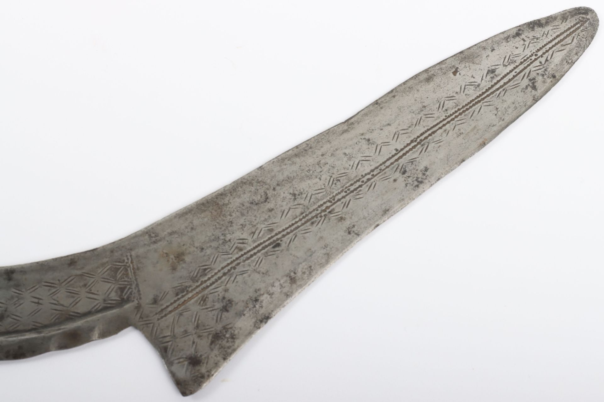 Large Curved Banza Throwing Knife Used by the Azande of Southern Sudan - Bild 7 aus 9