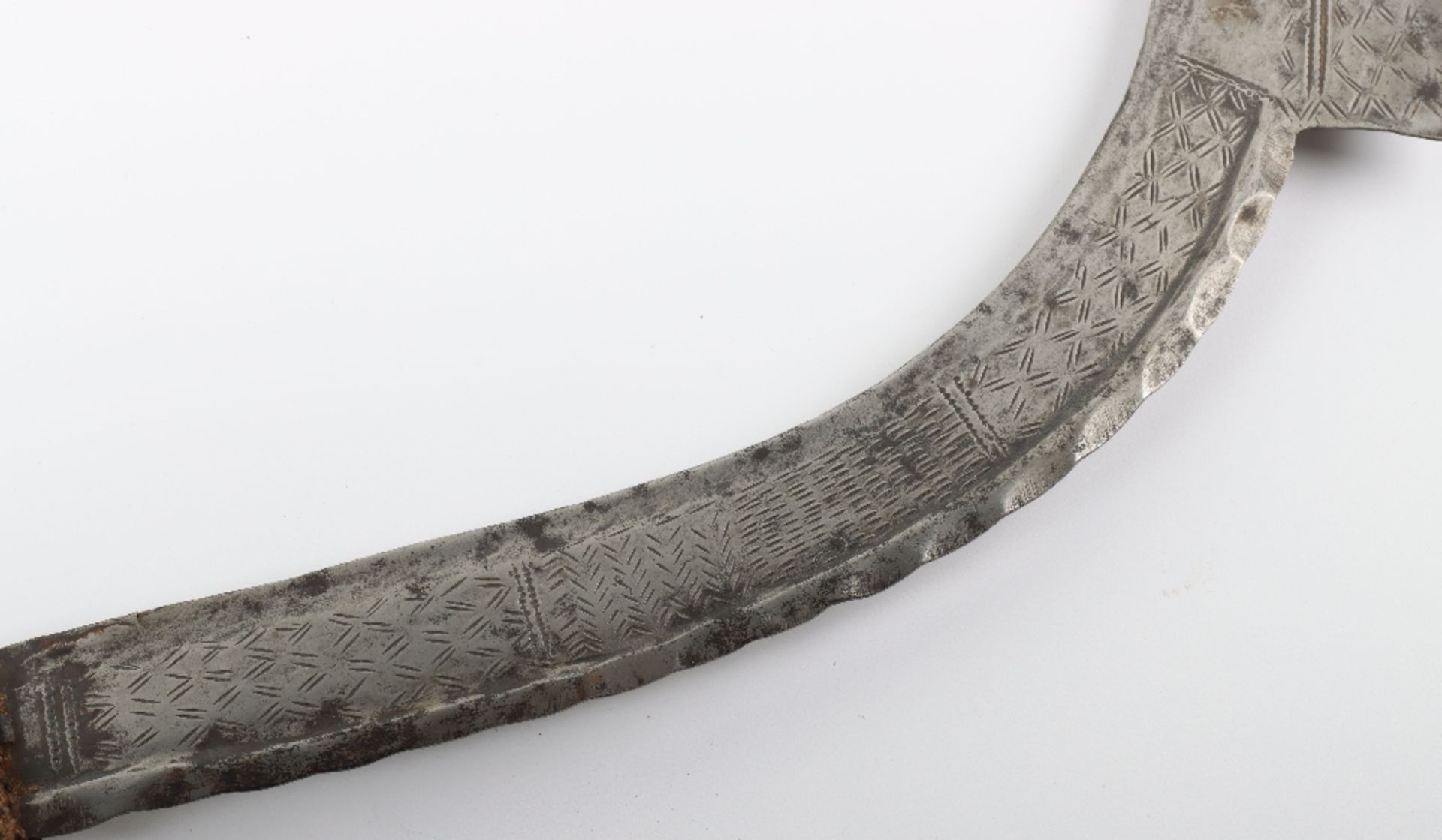 Large Curved Banza Throwing Knife Used by the Azande of Southern Sudan - Bild 5 aus 9