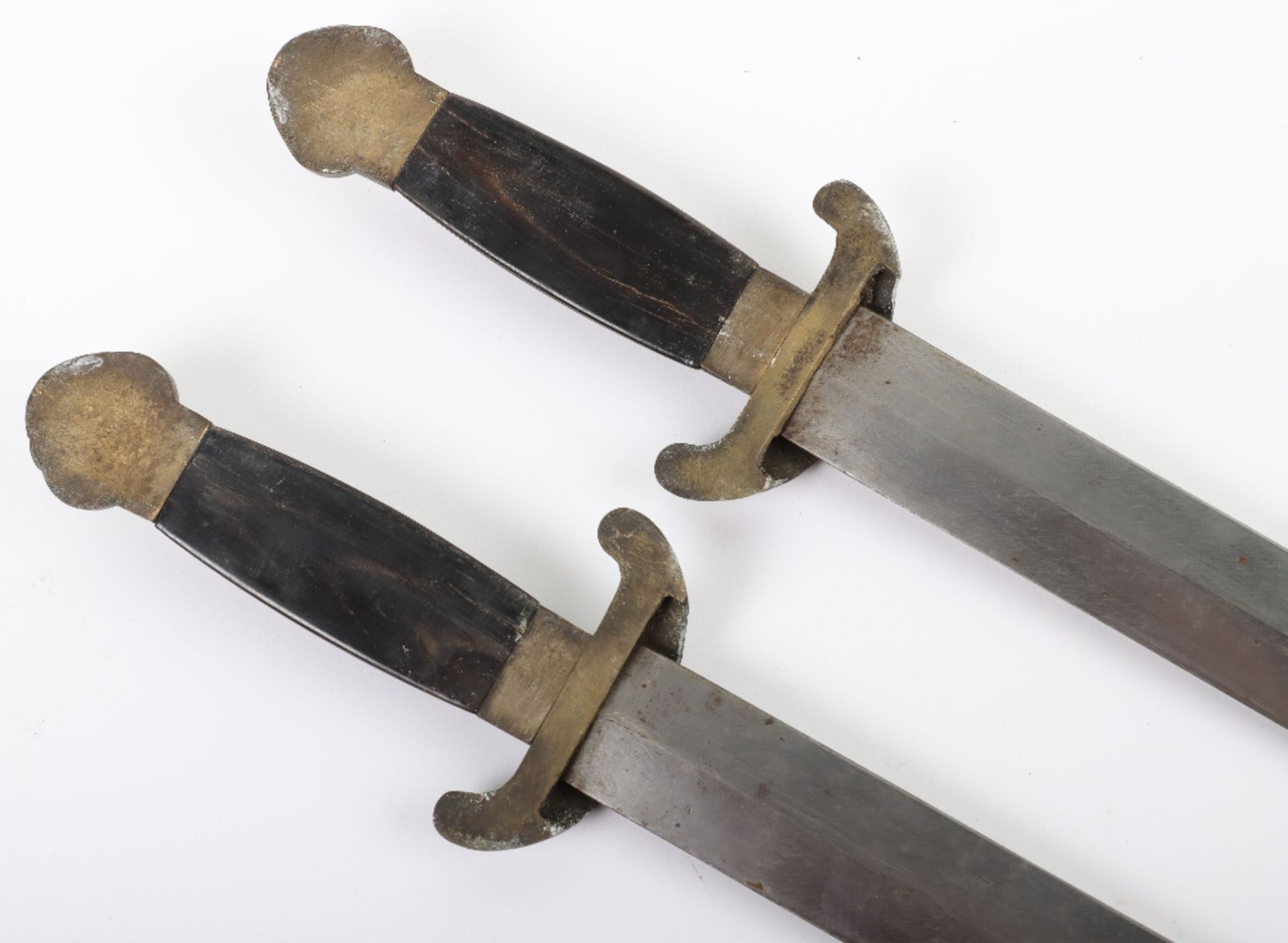 Pair of Chinese ‘River Pirates’ Double Swords, Late Qing Dynasty - Bild 8 aus 12