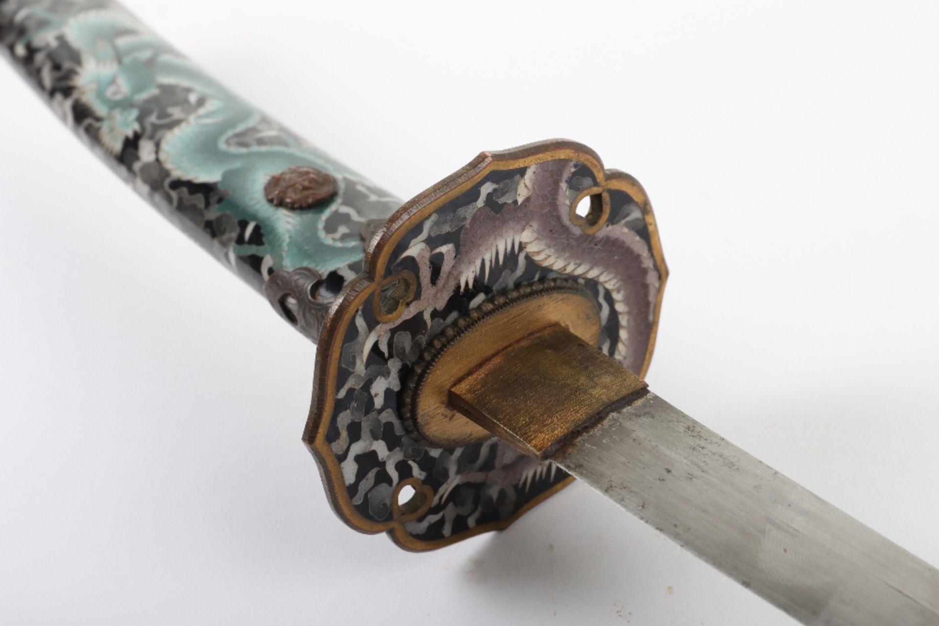 Attractive Japanese Enamel Decorated Sword in Tach Mounts - Bild 7 aus 16