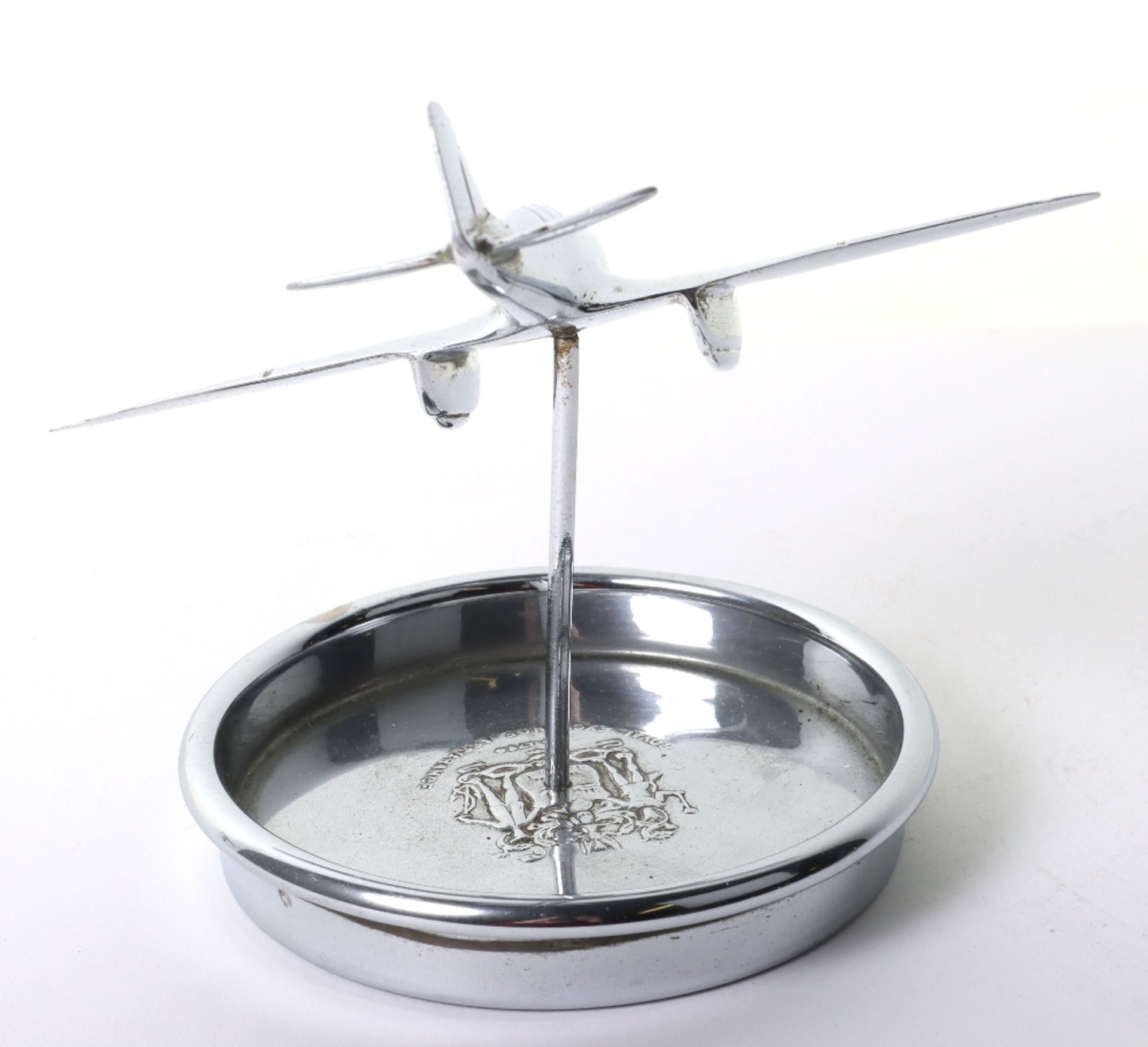 Desk Ashtray with Model of a WW2 Dive Fighter Bomber in Flight - Image 3 of 7