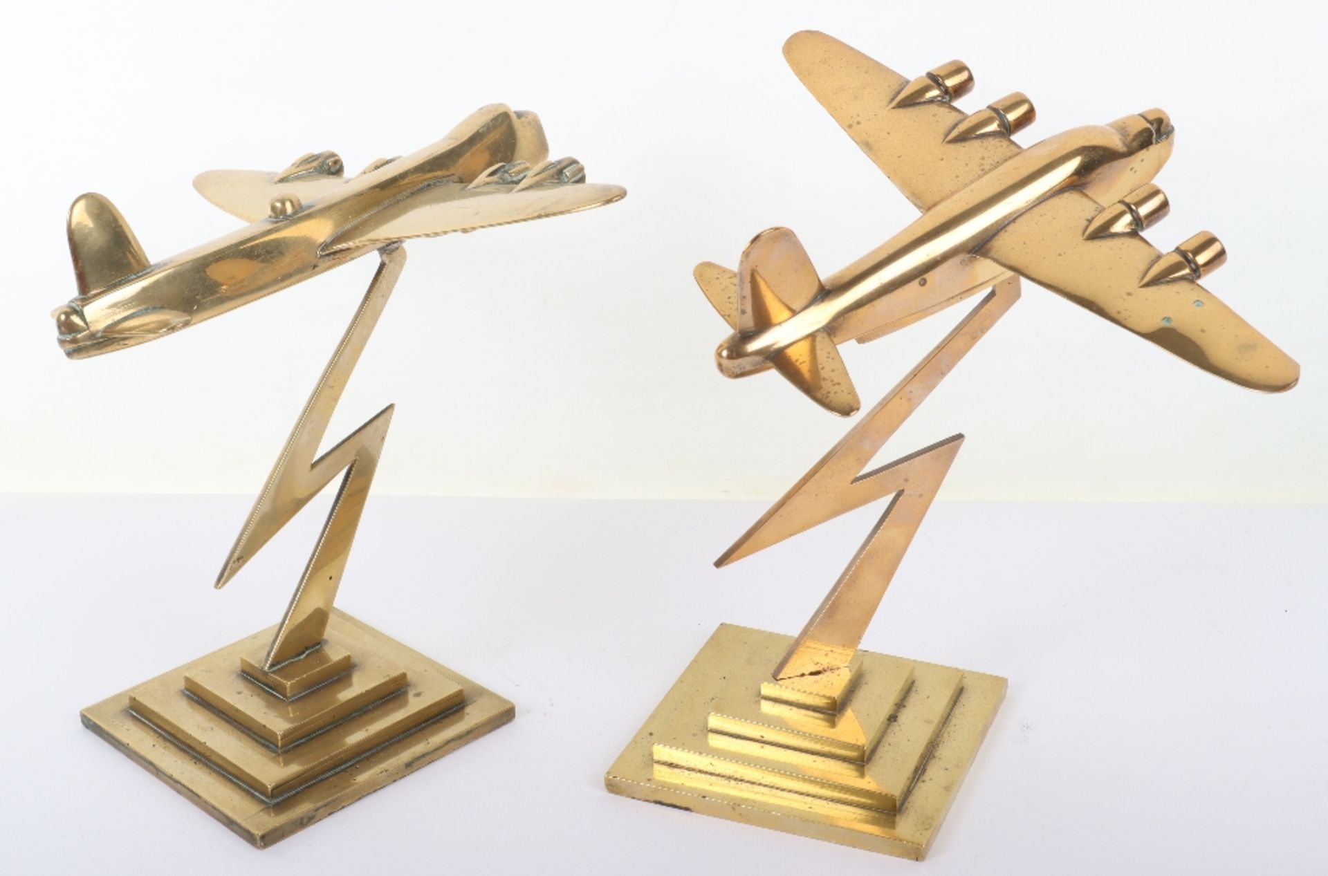 2x Heavy Brass Desk Models of WW2 Four Engine Bomber Aircraft - Image 2 of 5