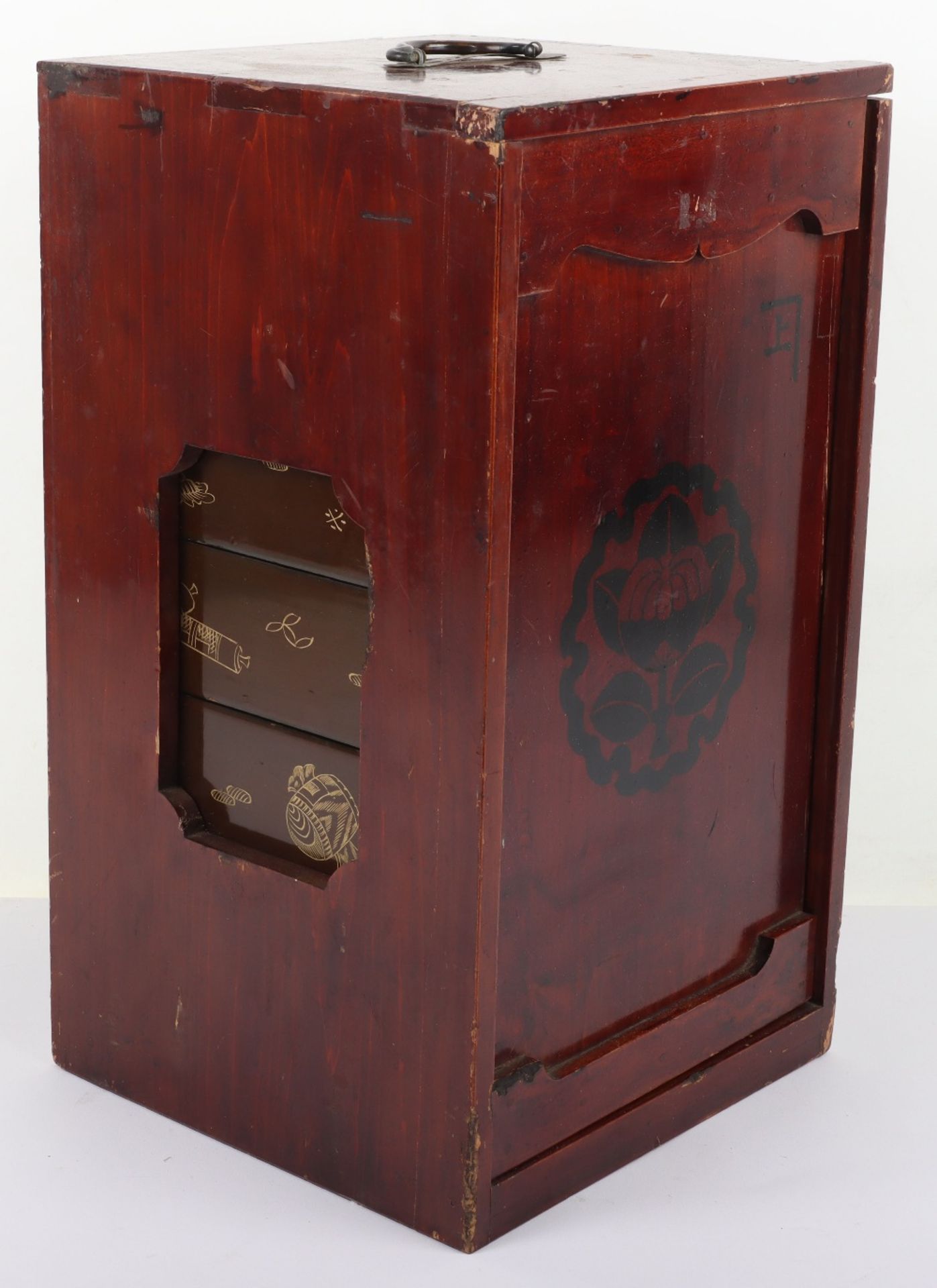 A Japanese Kodansu lacquer cabinet - Image 8 of 9