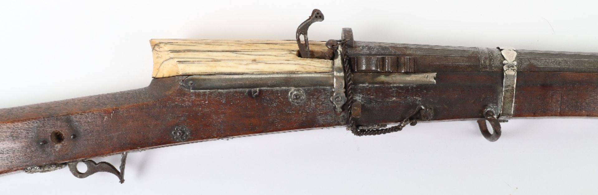 ^ Good Quality 25 Bore Indian Matchlock Gun Torador from Rajasthan, Probably Rajput c.1800 - Bild 2 aus 14