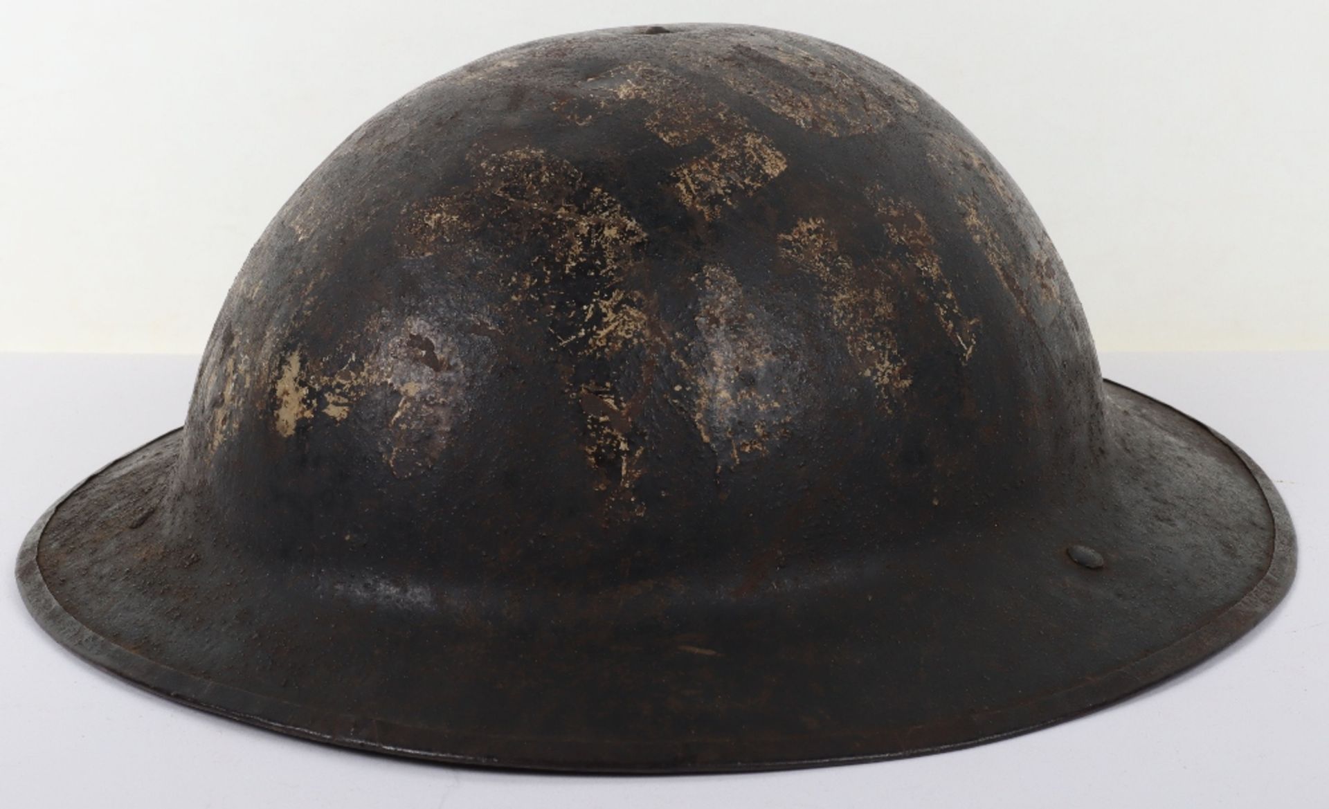 * WW1 British Brodie Steel Combat Helmet - Bild 3 aus 10