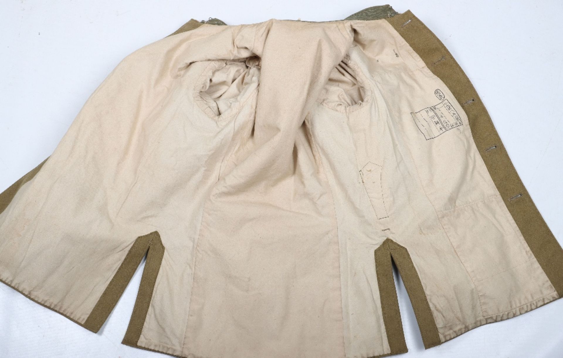 WW2 Japanese Army Pilots Uniform Group in Storage Case - Image 24 of 32