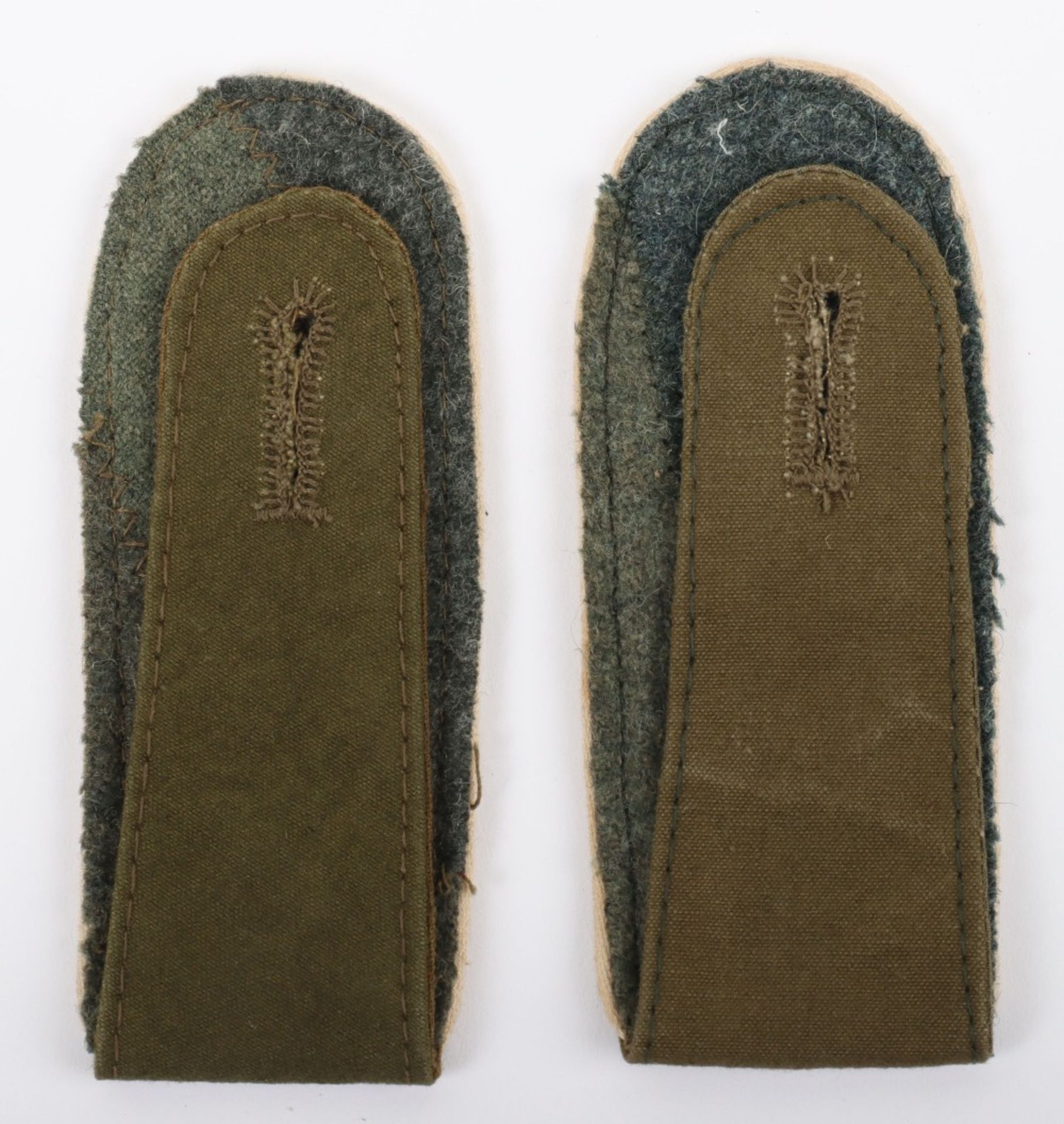 Pair of German Army Tropical Infantry Shoulder Boards - Bild 2 aus 2