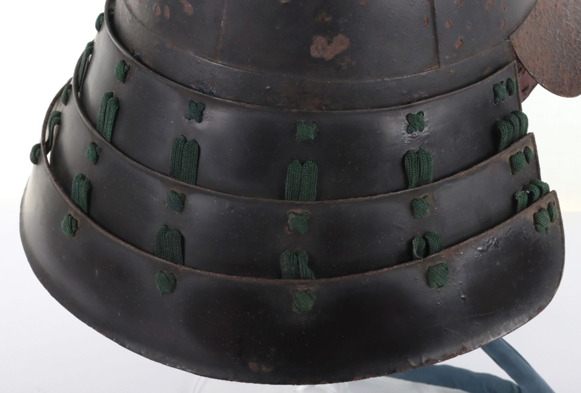 Japanese Lacquered Iron Helmet Kabuto - Bild 12 aus 16