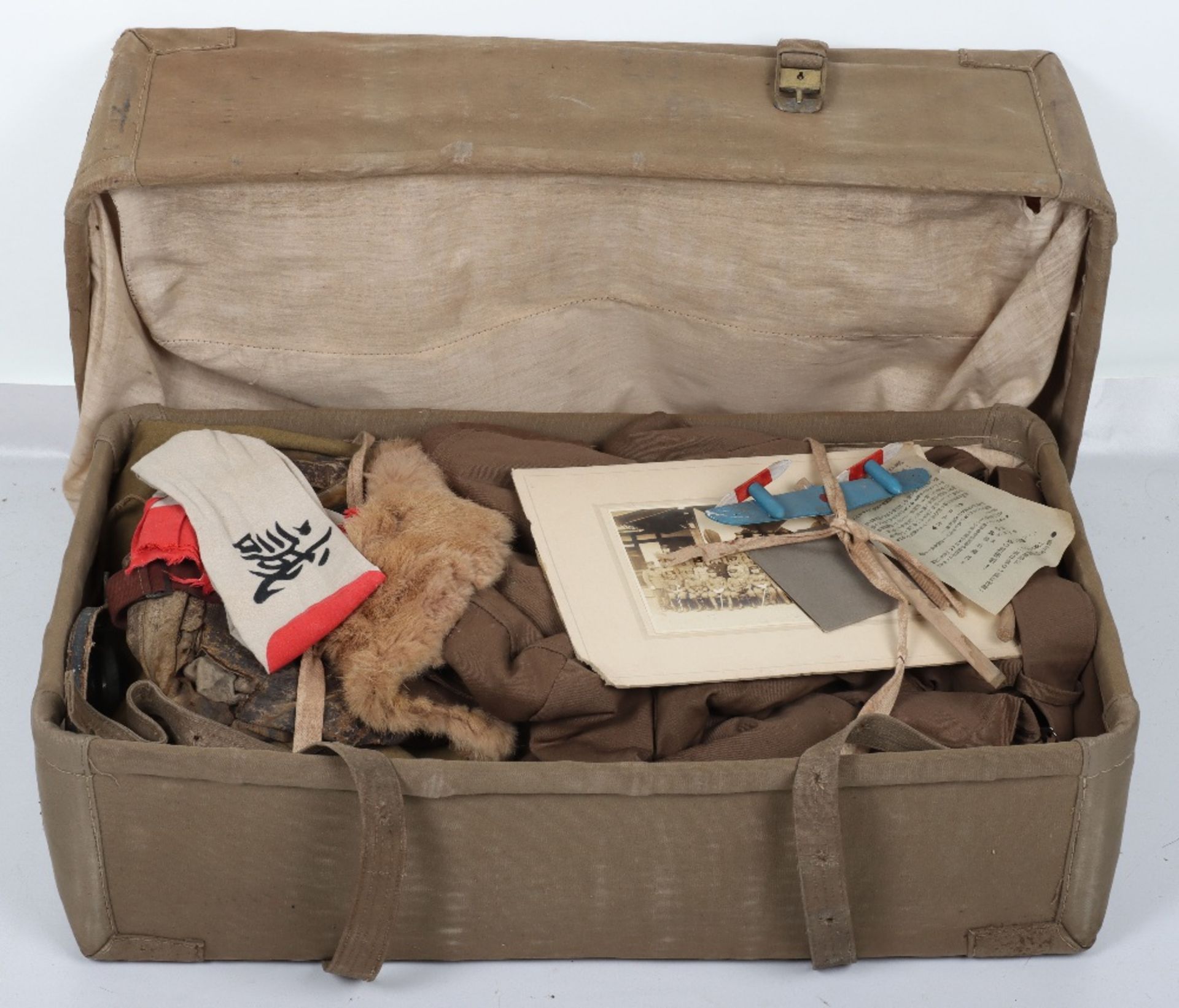 WW2 Japanese Army Pilots Uniform Group in Storage Case - Image 8 of 32
