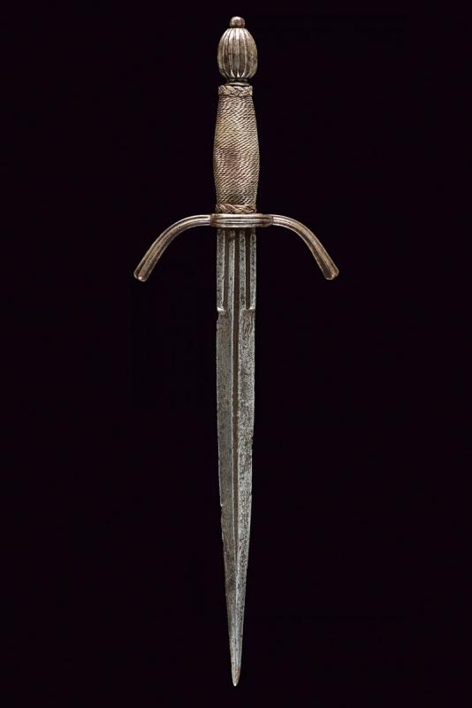 A left hand dagger - Image 6 of 6