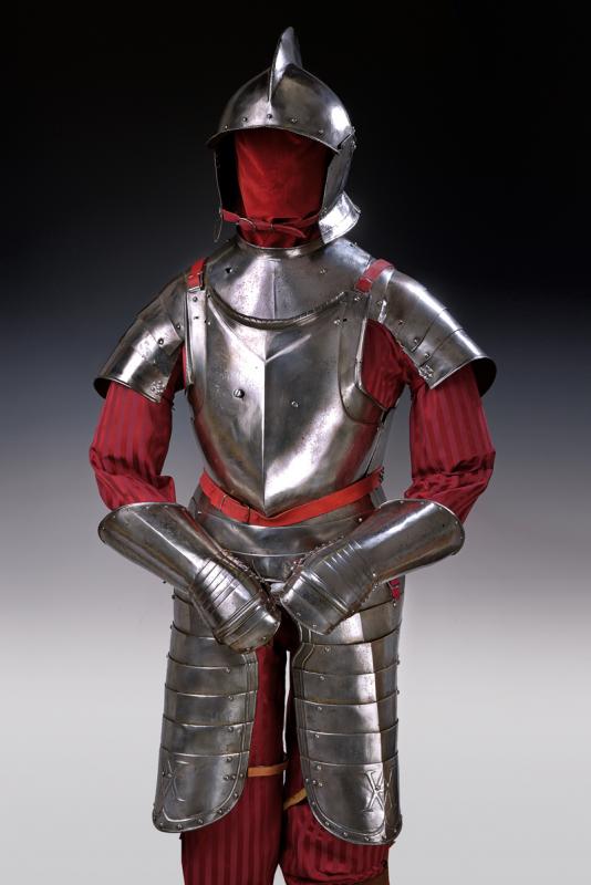 An interesting man at arms composite half armour - Image 6 of 8