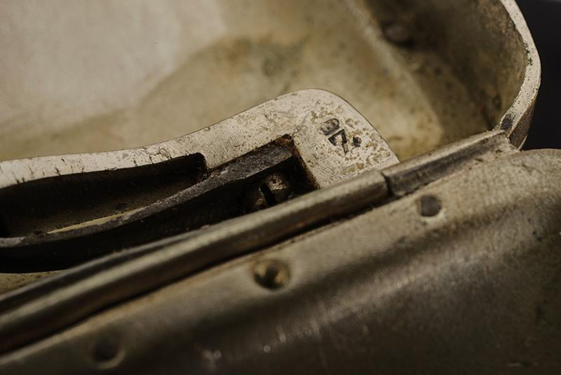 A very scarce Frankenau pin-fire pepperbox revolver in a purse - Bild 6 aus 10