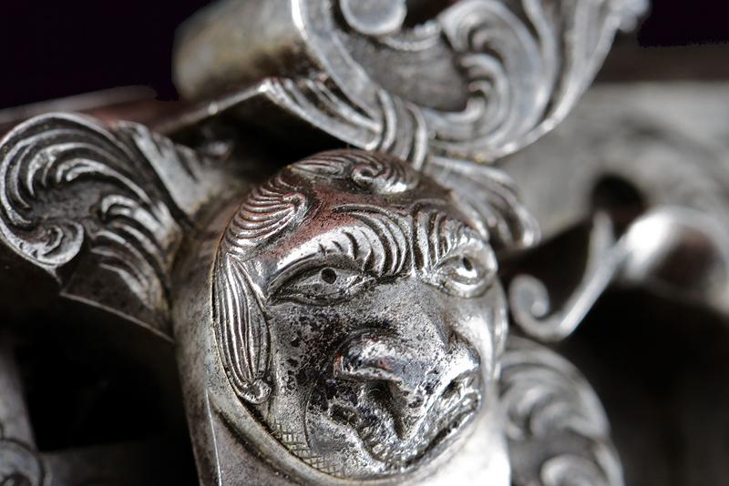 A beautiful Roman type flintlock of the master 'BM' - Image 4 of 21