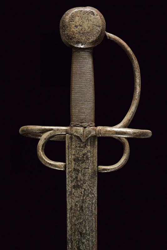 A cavalry sword - Image 2 of 5
