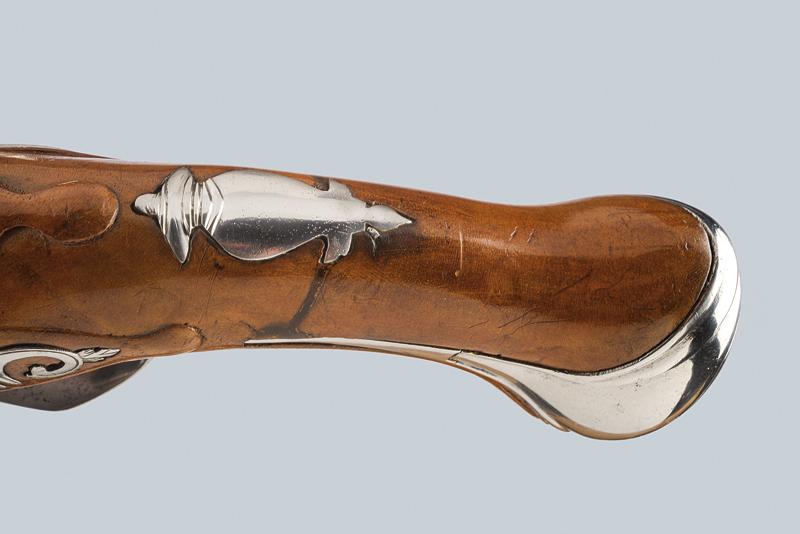 A pair of flintlock holster pistols - Image 5 of 7