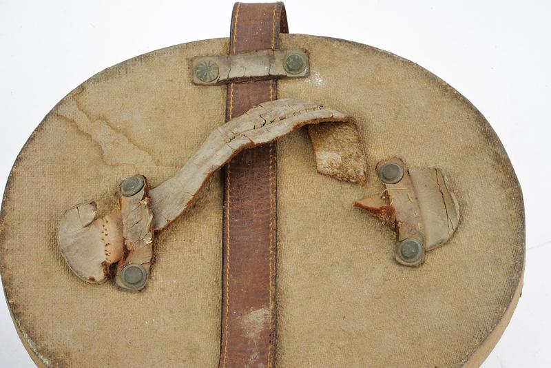 A rare Kepi for veterinary officer attached to the horse artillery regiment (Voloire) - Image 4 of 4