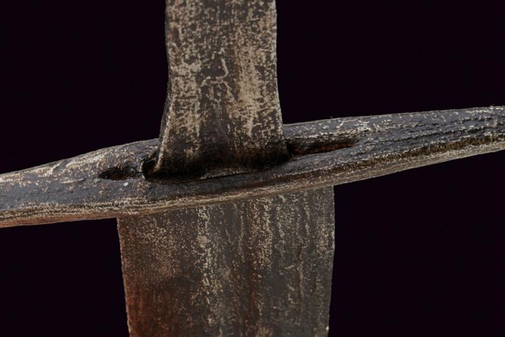 A medieval sword - Image 3 of 7