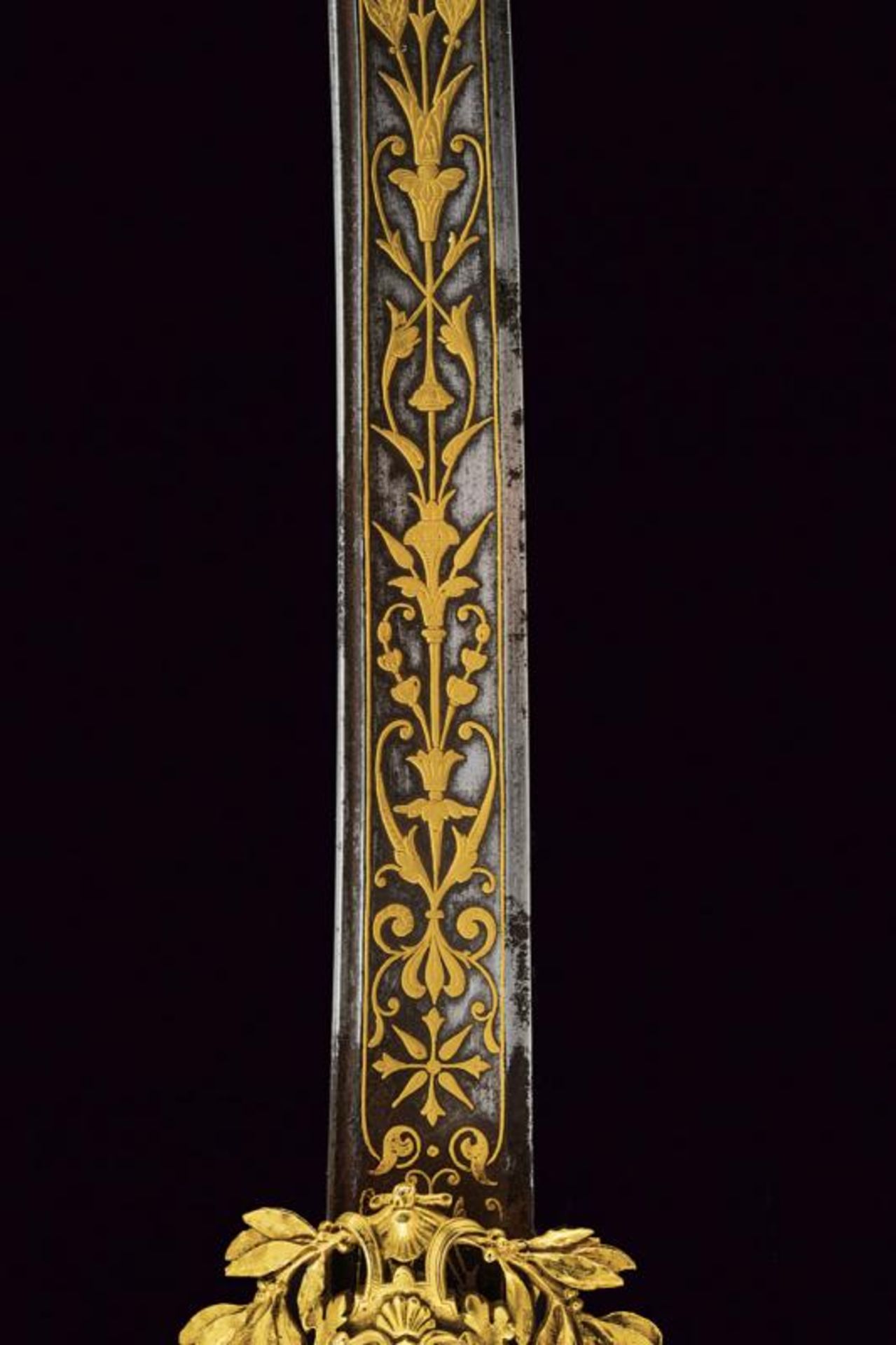 An elegant presentation sword for a gentleman with inscriptions in Arabic - Image 4 of 8