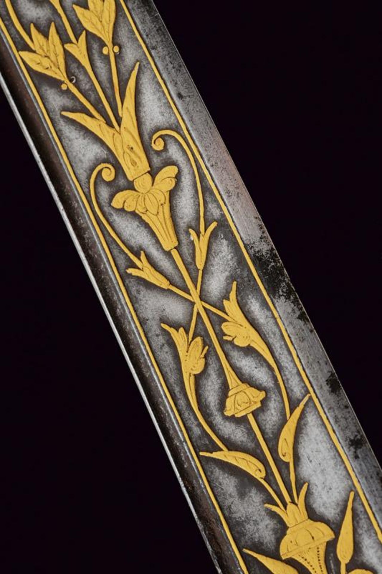 An elegant presentation sword for a gentleman with inscriptions in Arabic - Image 5 of 8