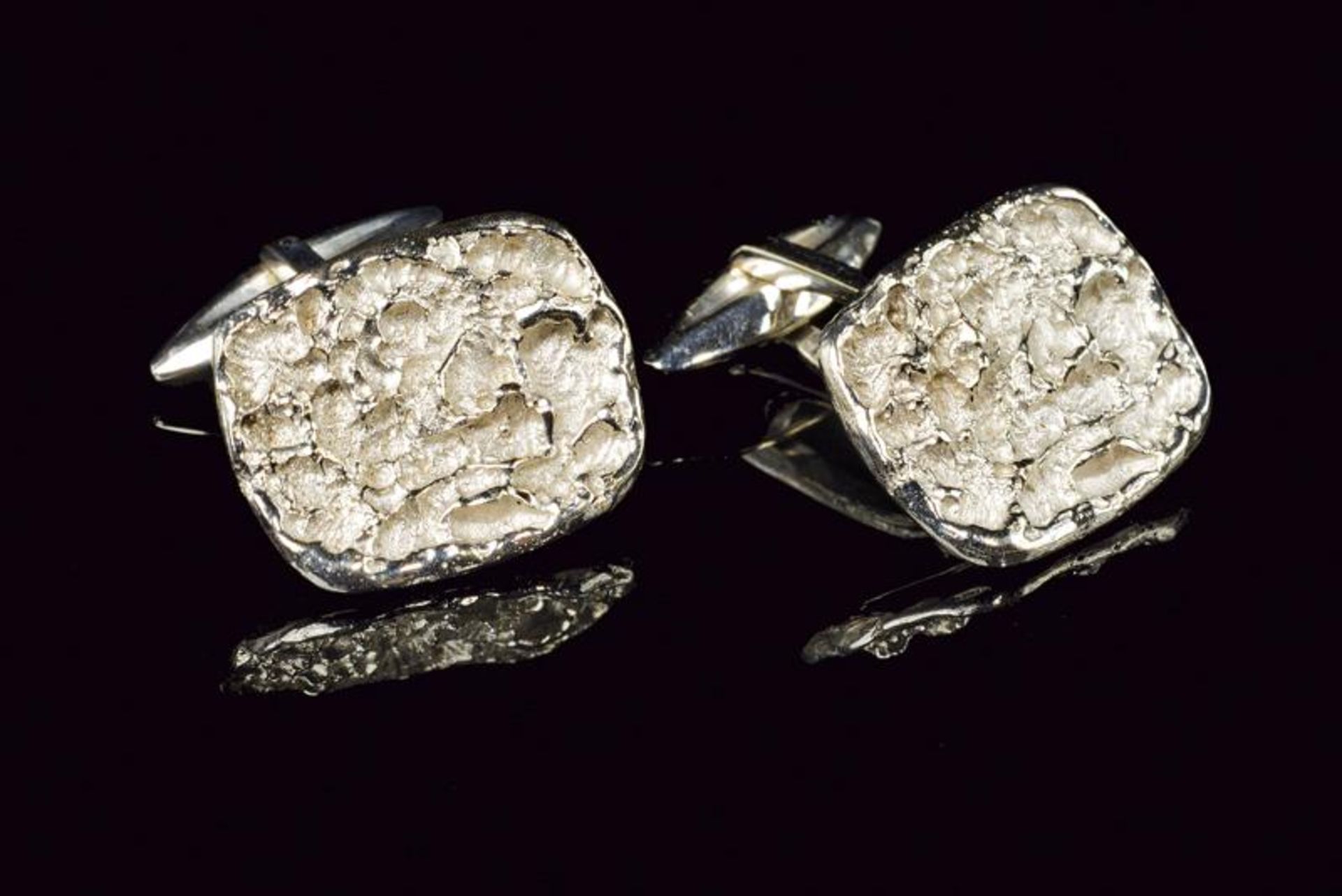 LUIGI QUAGLIA white gold cufflinks 1970s