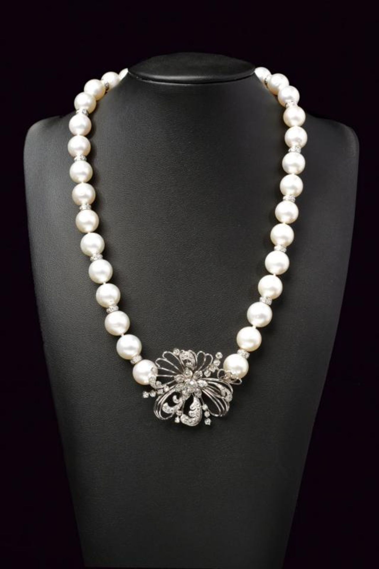 Australian pearl and diamond necklace - Image 3 of 3