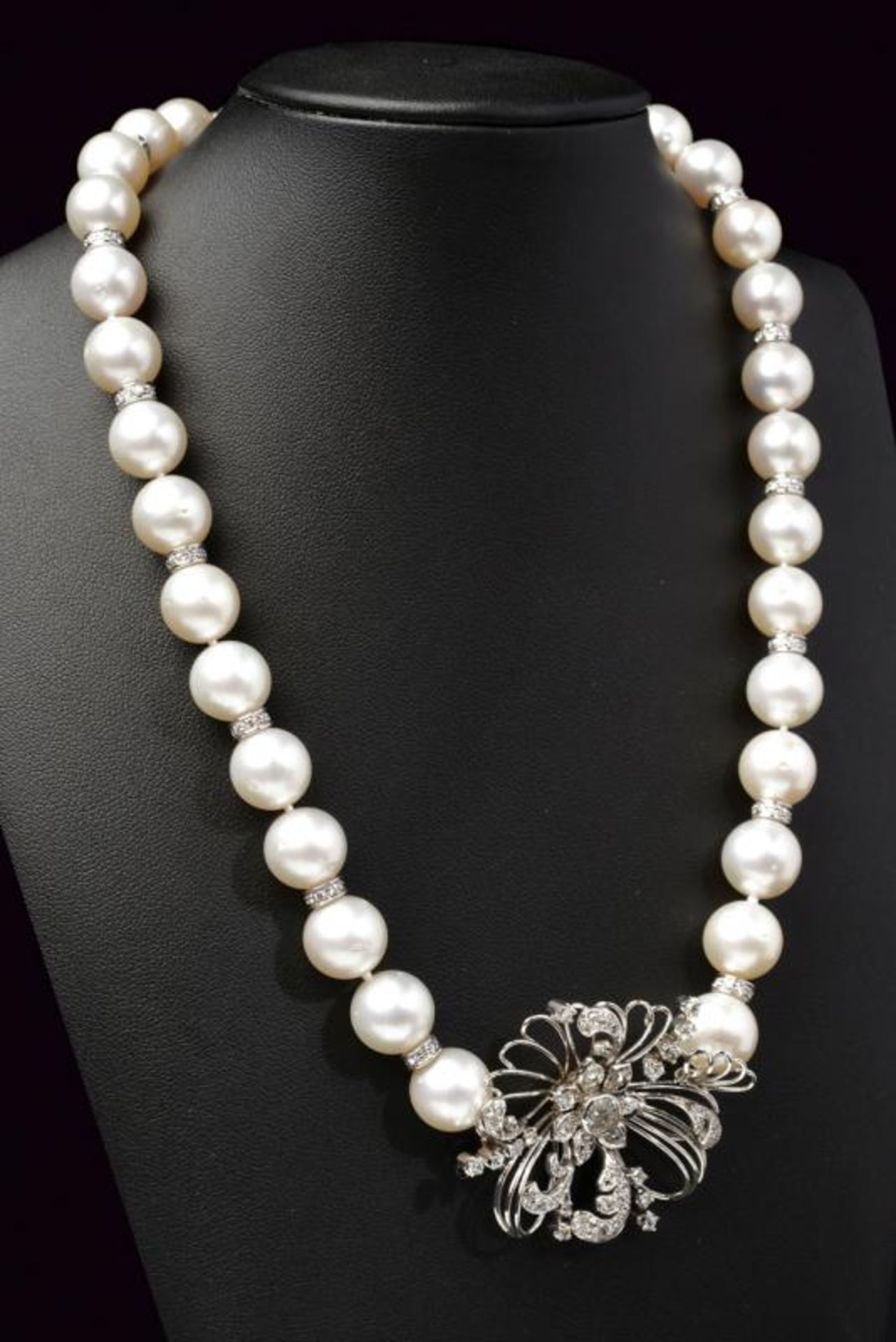 Australian pearl and diamond necklace