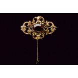 Ros gold brooch/pendant set with a madeira citrine quartz