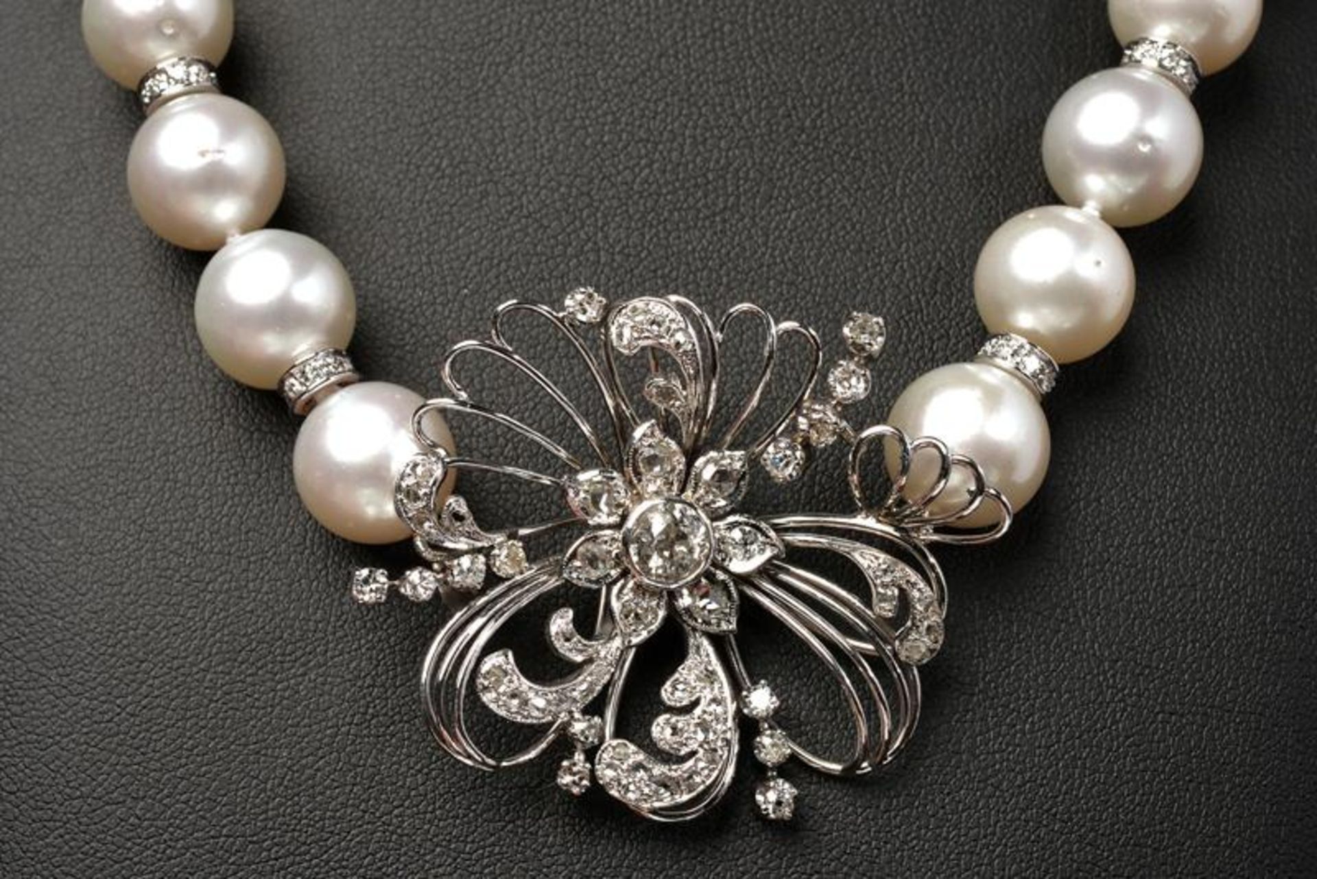 Australian pearl and diamond necklace - Image 2 of 3