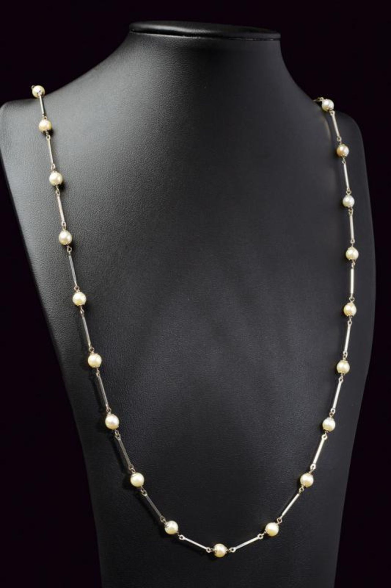 Pearl and bar link chain 18 kt gold necklace