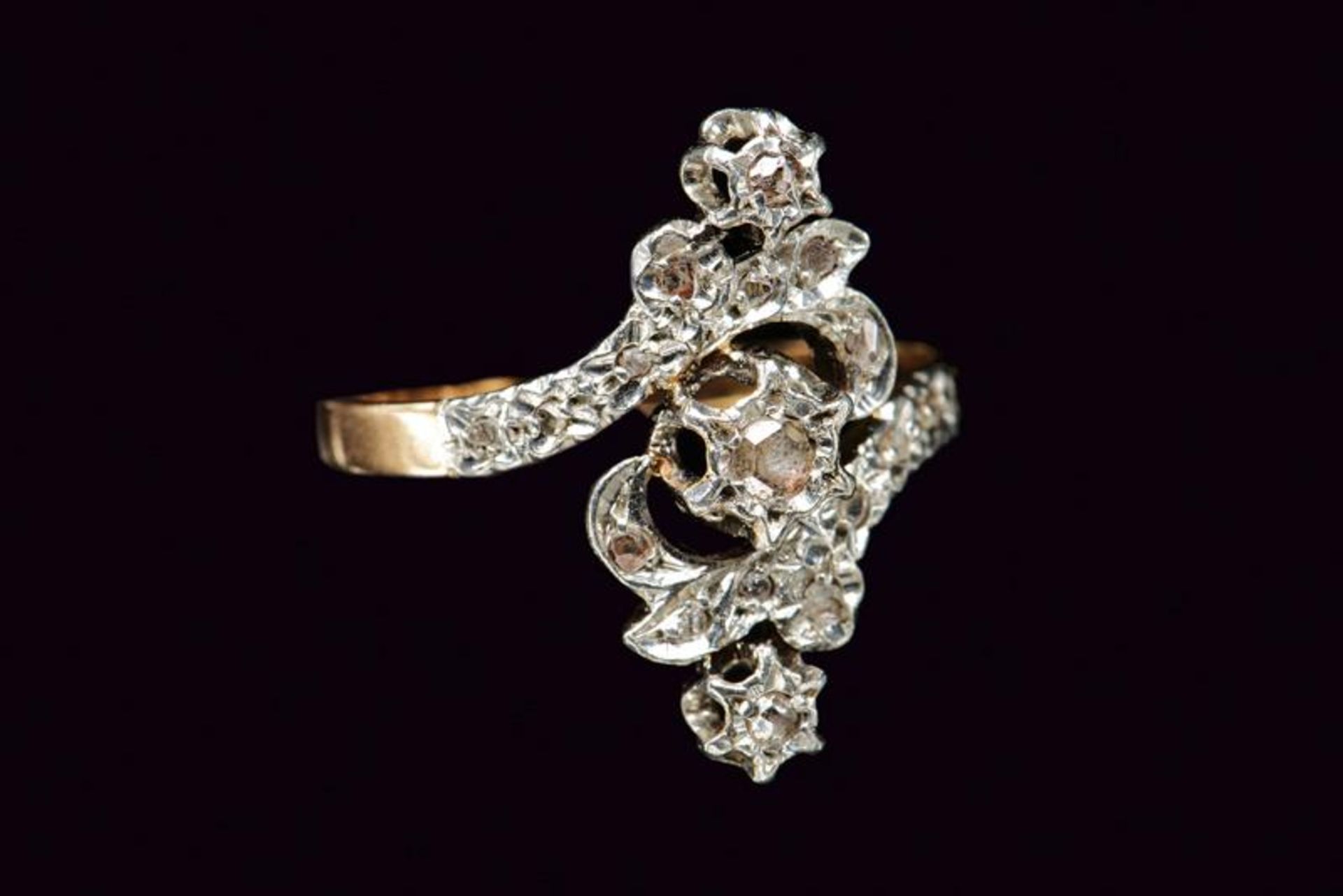 North to South French diamond openwork rose gold ring - Image 2 of 3