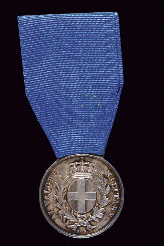 A silver medal for military bravery