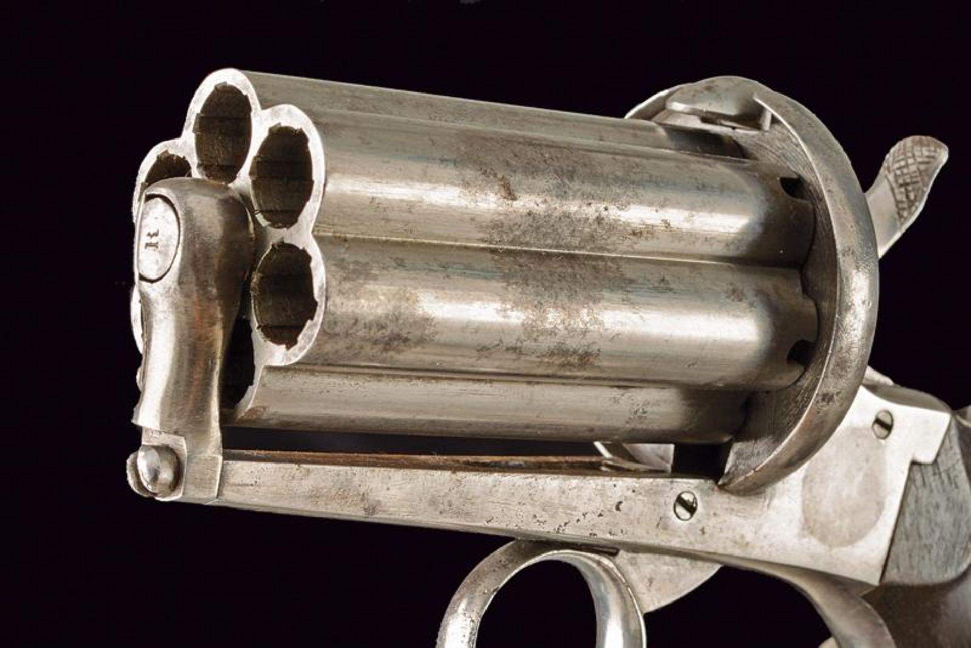 A pin fire pepperbox revolver - Bild 3 aus 4