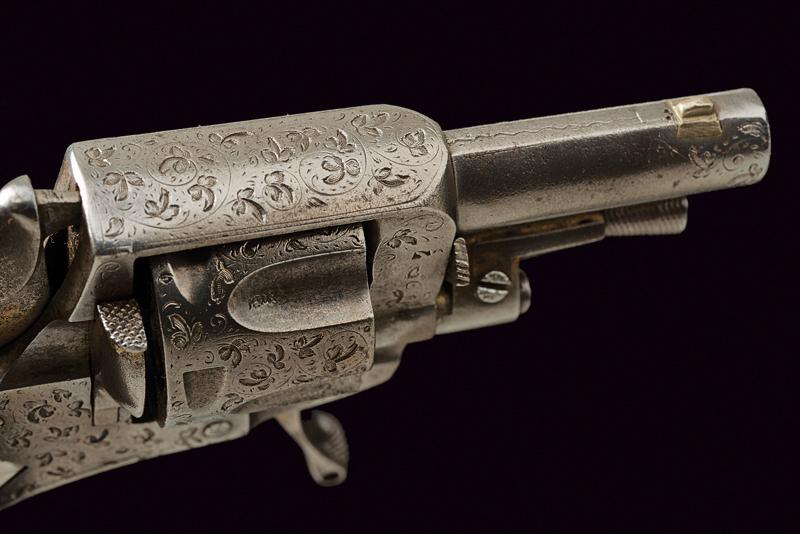 A beautiful small pocket rim-fire revolver - Image 3 of 4