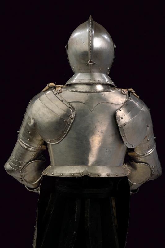 A composite cavalry armour - Image 3 of 8