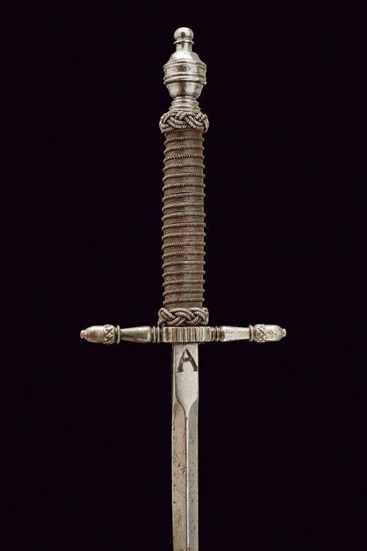 A dagger with scabbard - Image 2 of 5