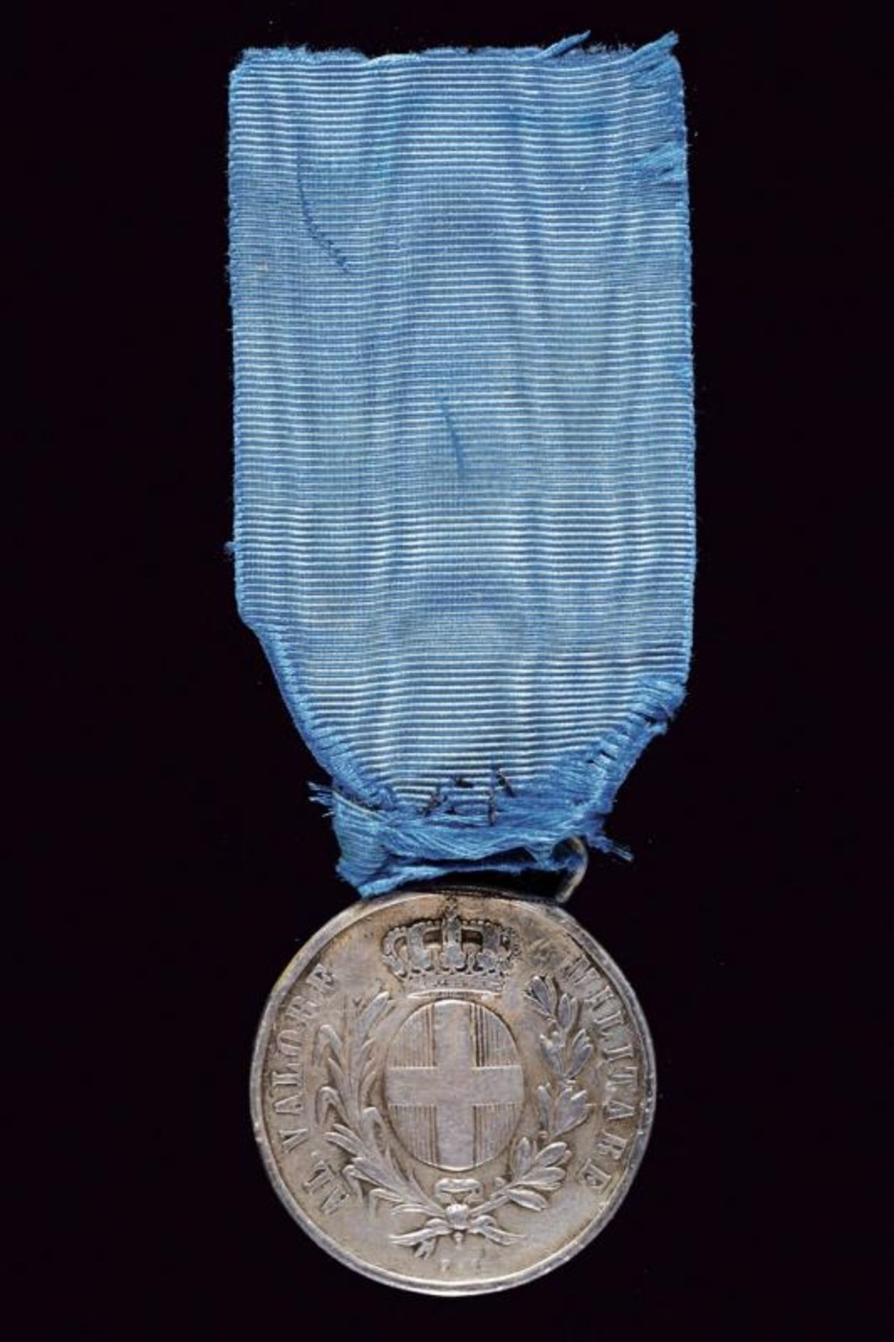 A silver medal for military bravery