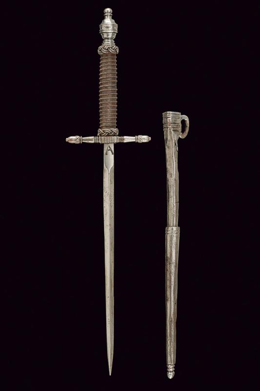 A dagger with scabbard - Image 5 of 5